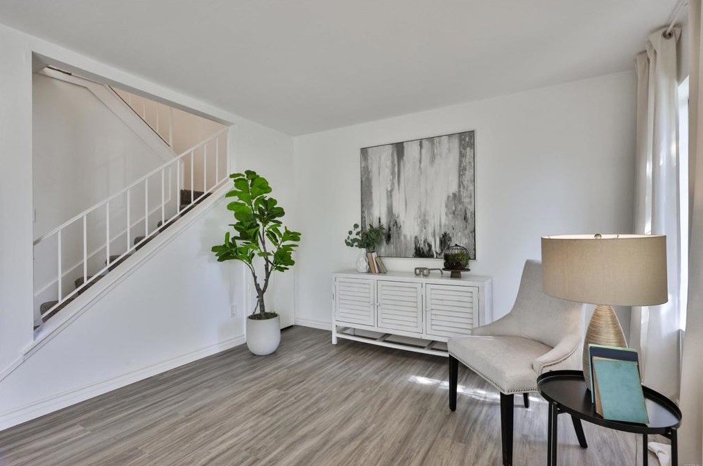 1245 N Mollison Ave #c, El Cajon, CA 92021