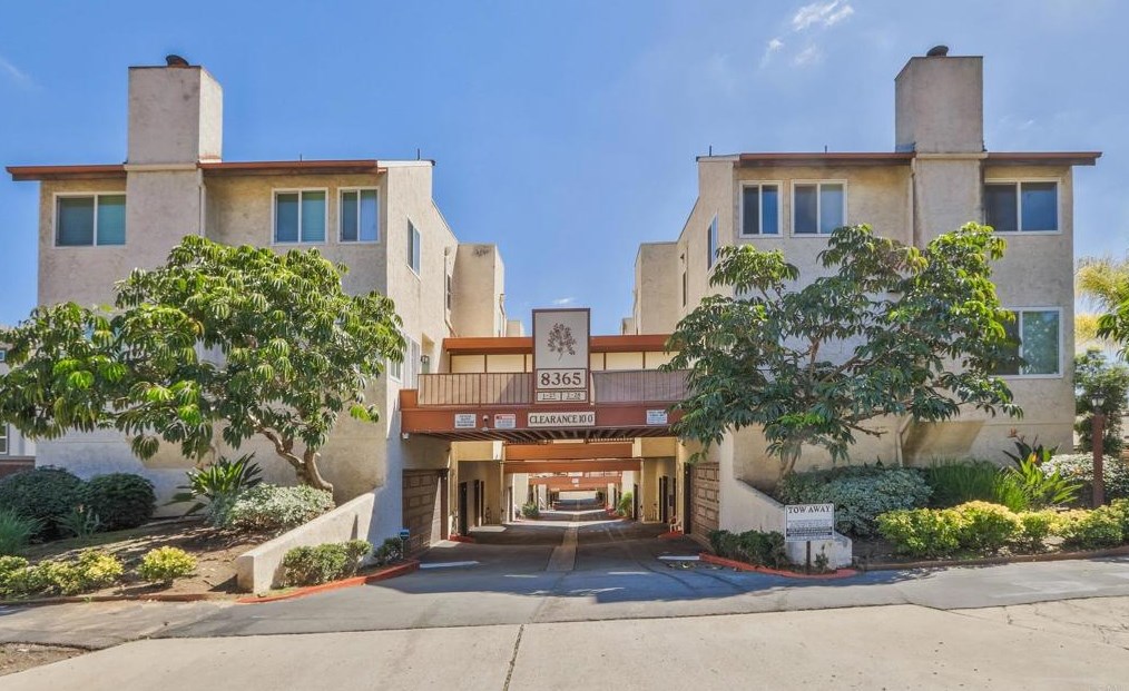 8365 Broadway #16, Lemon Grove, CA 91945