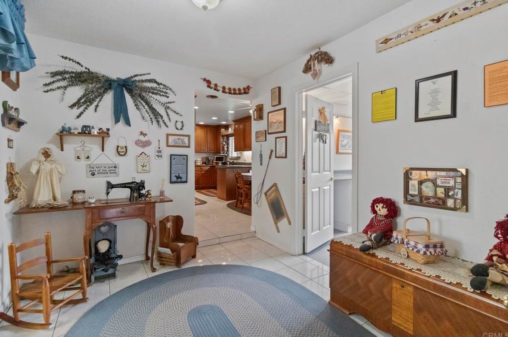 11311 Manzanita Rd, Lakeside CA  92040-1051 exterior