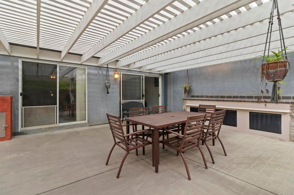 11311 Manzanita Rd, Lakeside CA  92040-1051 exterior