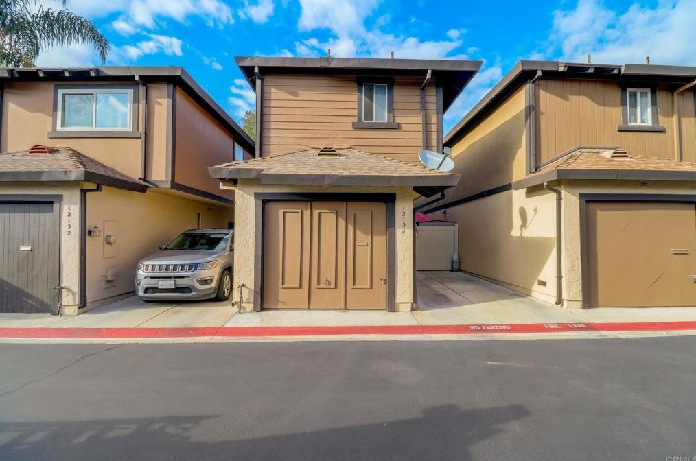 12134 Tangelo Dr, Lakeside, CA 92040