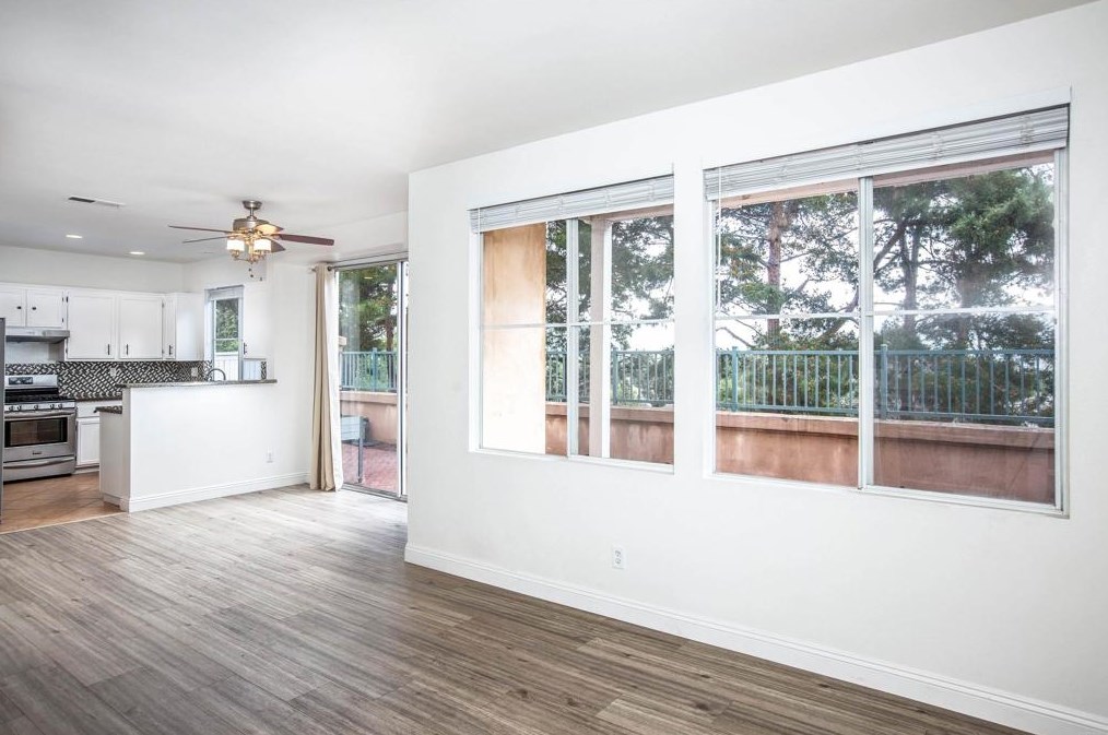 1189 Calle Tesoro, Chula Vista CA  91915-1262 exterior
