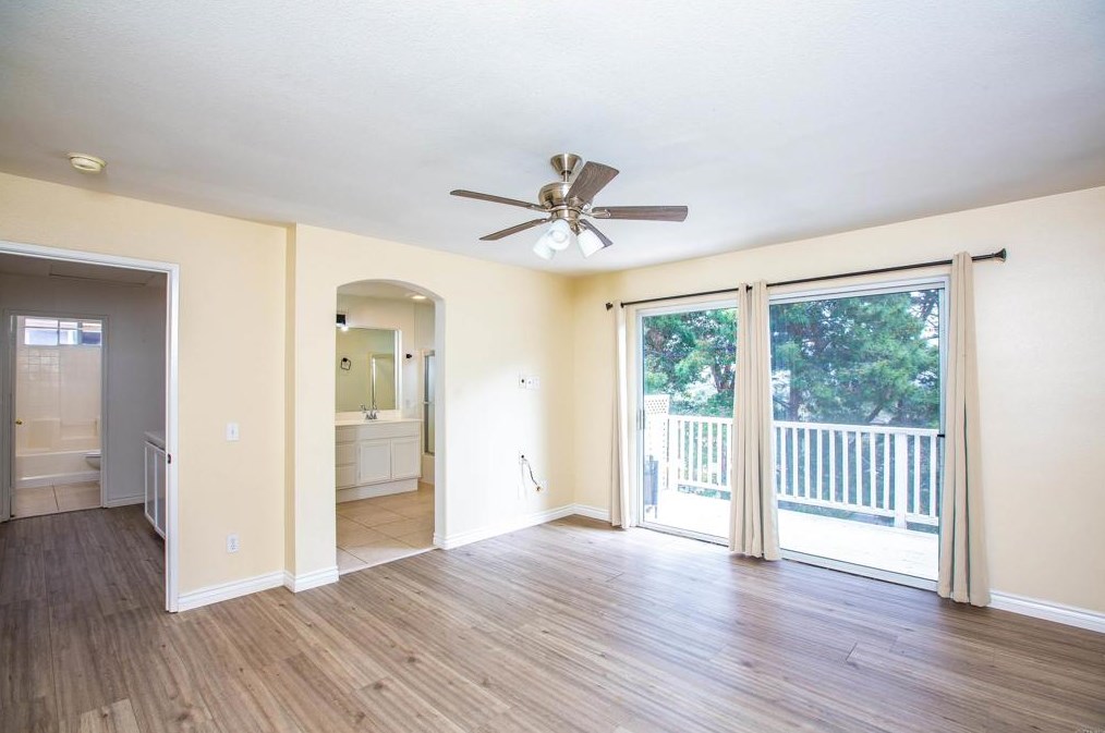 1189 Calle Tesoro, Chula Vista CA  91915-1262 exterior