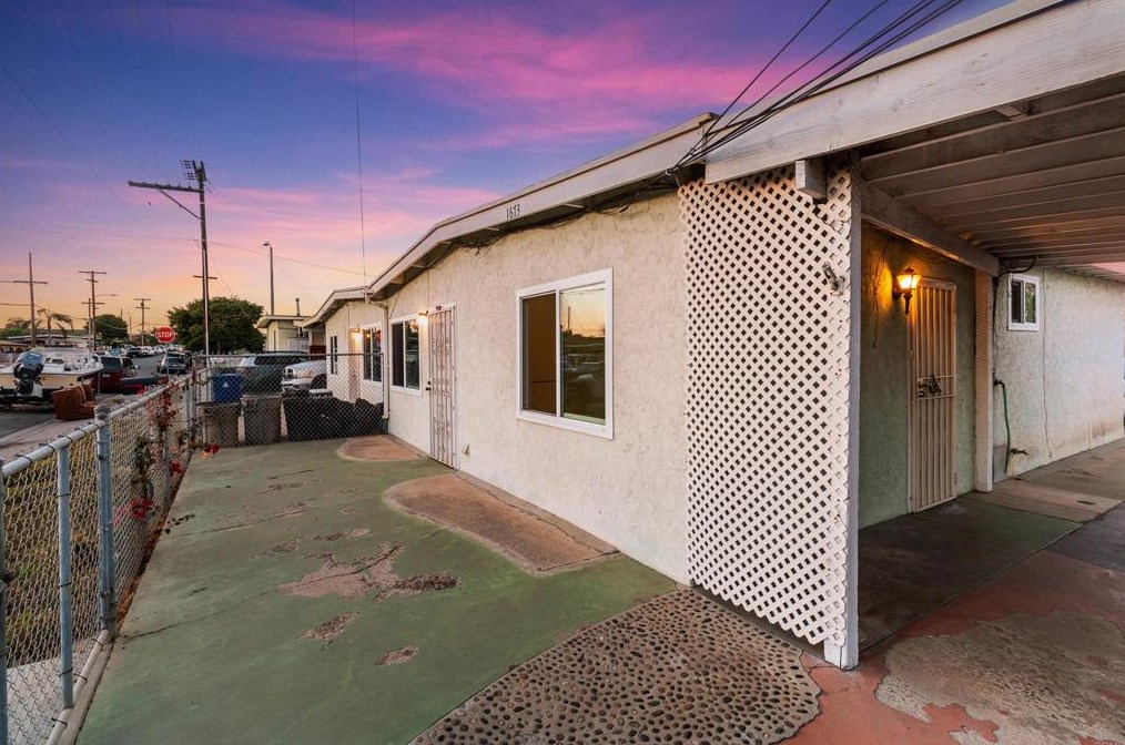 1669 Del Monte Ave, Chula Vista CA  91911-5817 exterior