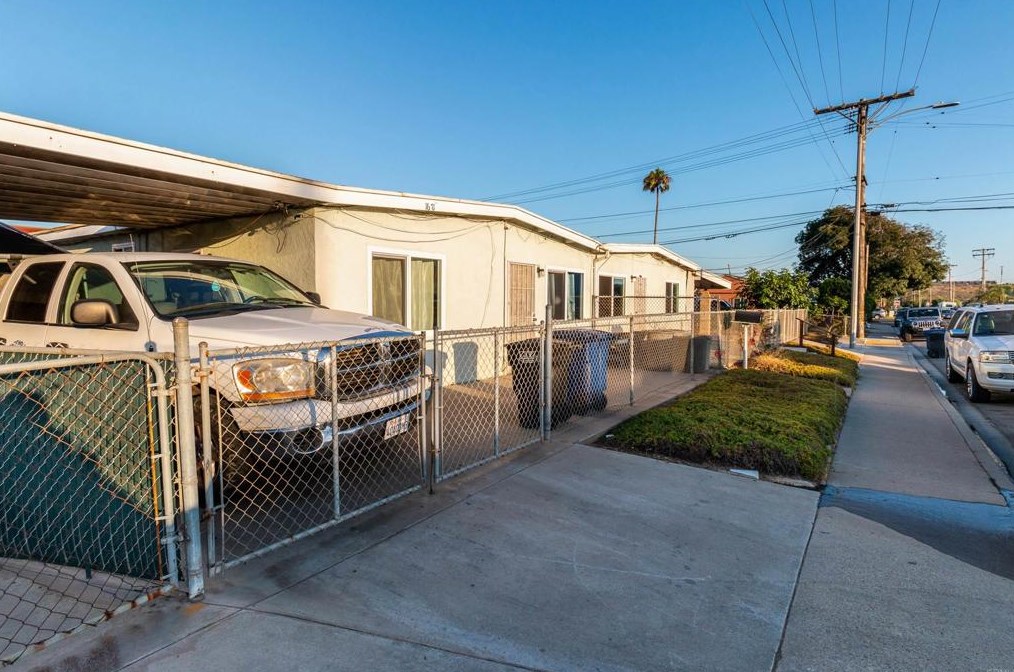 1669 Del Monte Ave, Chula Vista CA  91911-5817 exterior