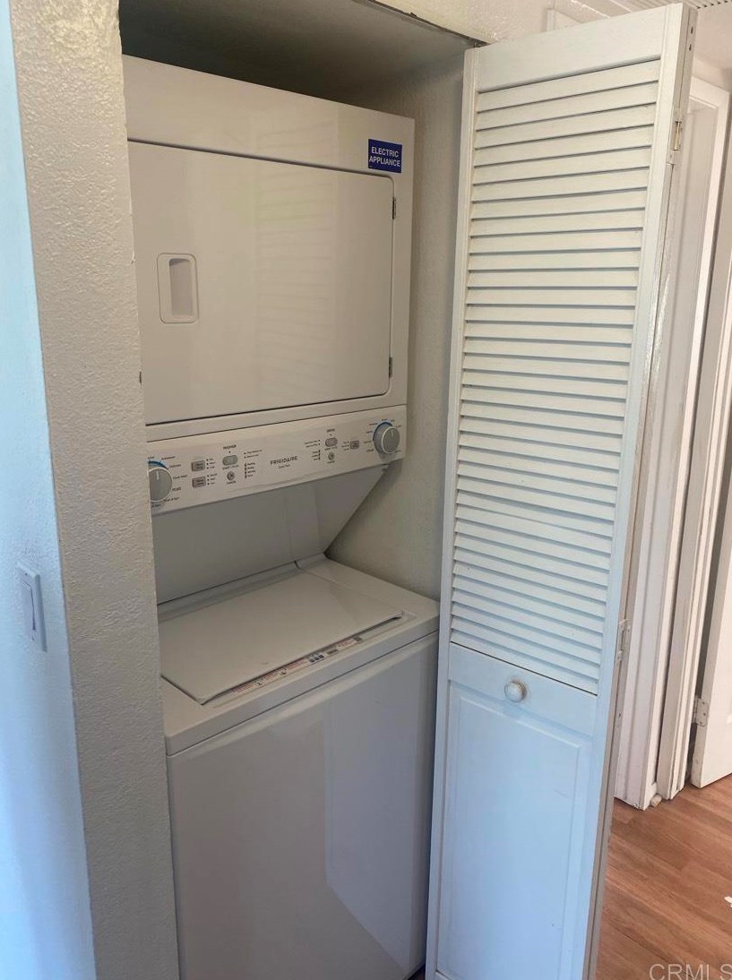 908 S Sunshine Ave #9, El Cajon, CA 92020