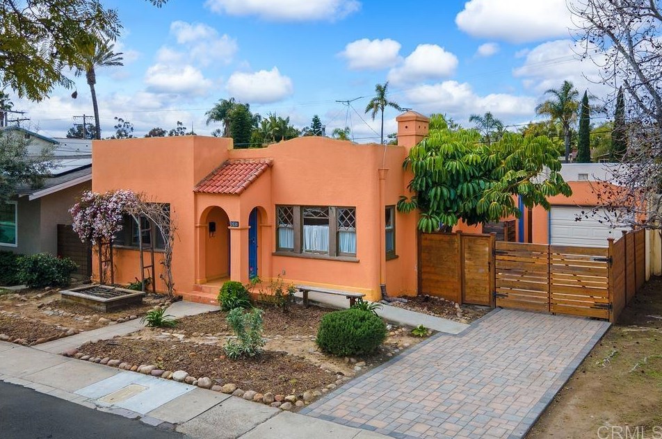 3530 Park Villa Dr, San Diego, CA 92104-3450