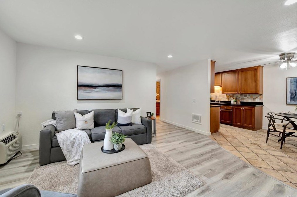 9860 Dale Ave #c6, Spring Valley, CA 91977