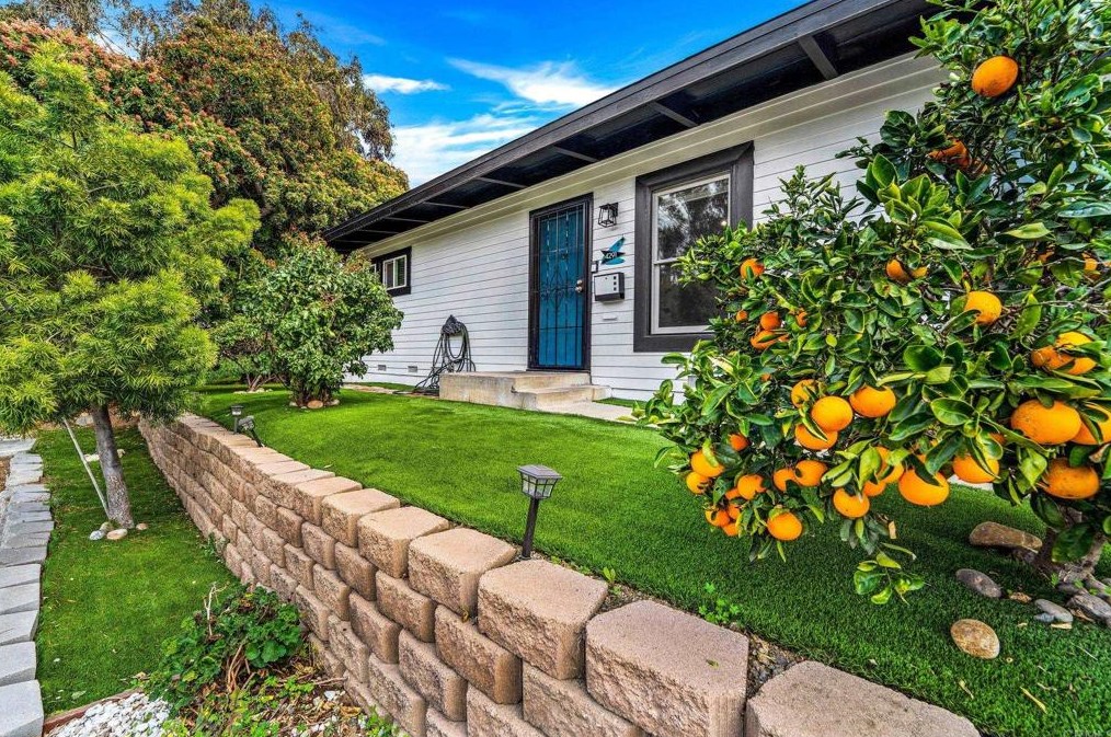 4291 Harbinson Ave, La Mesa CA  91942-5929 exterior
