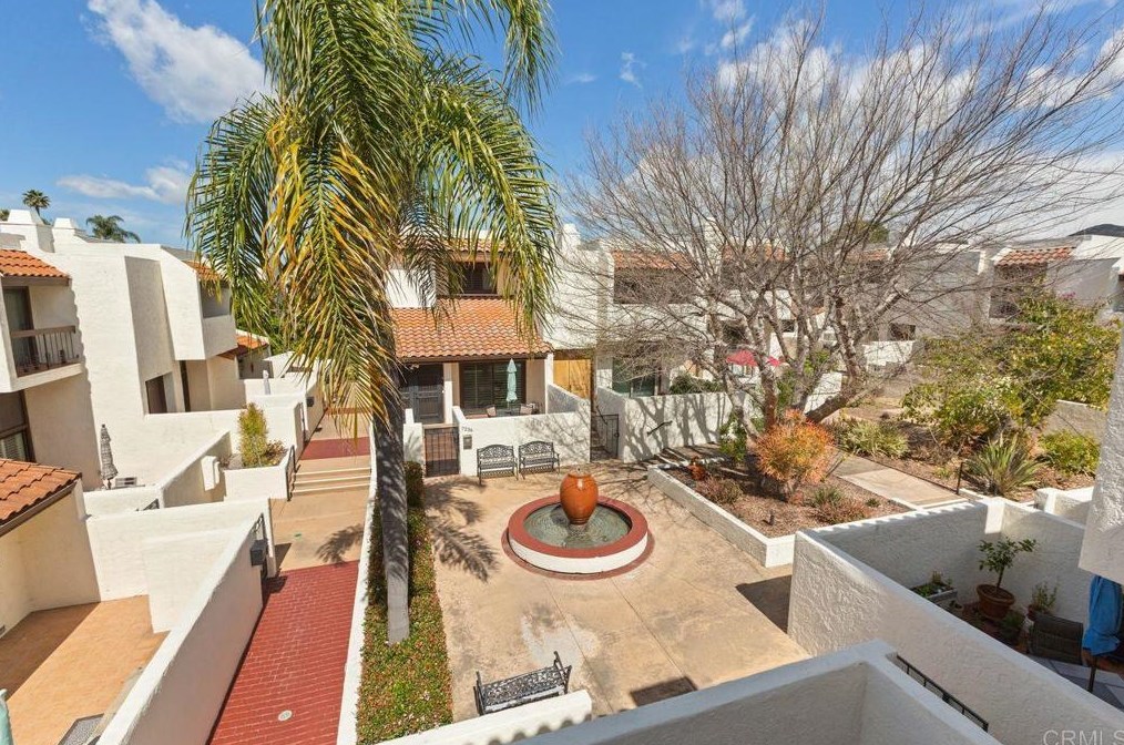 6844 Caminito Del Greco, San Diego CA 92120-2221 exterior