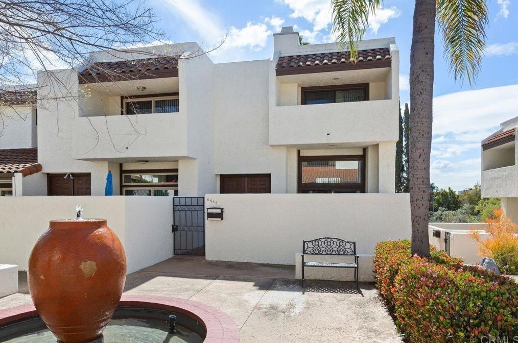 6844 Caminito Del Greco, San Diego CA 92120-2221 exterior