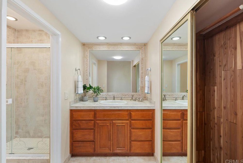 6844 Caminito Del Greco, San Diego CA 92120-2221 exterior