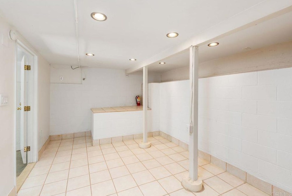 6844 Caminito Del Greco, San Diego CA 92120-2221 exterior