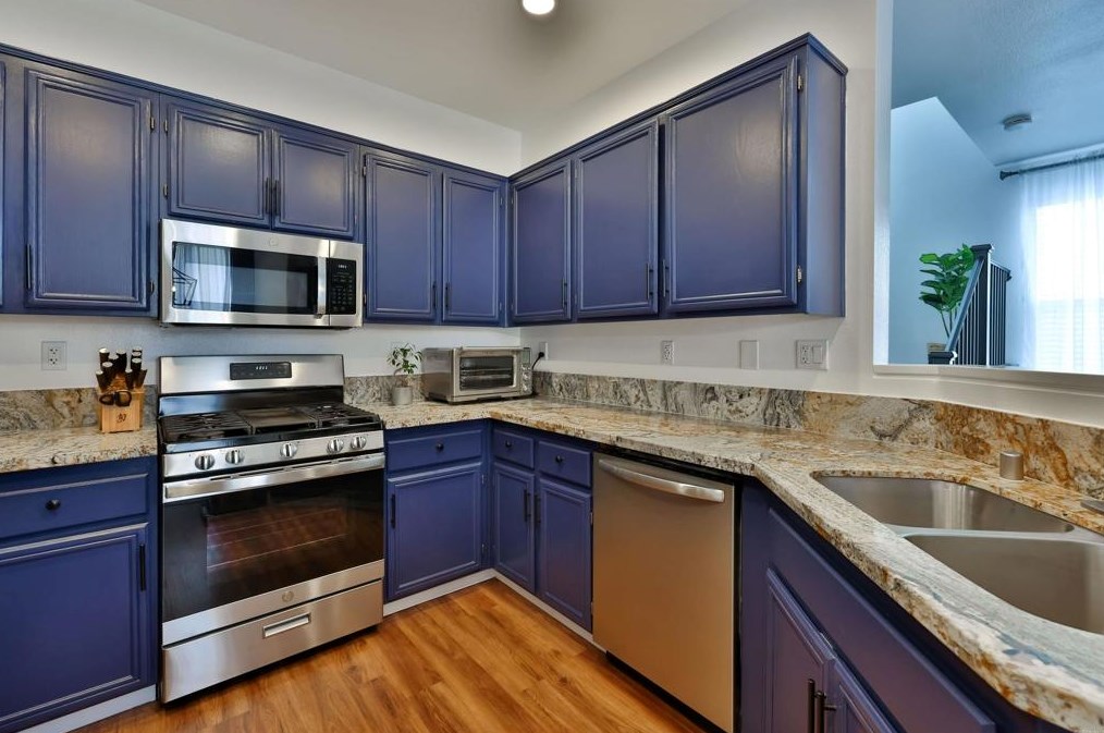 1228 La Vida Ct, Chula Vista CA  91915-1263 exterior