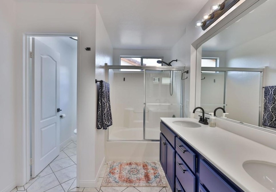 1228 La Vida Ct, Chula Vista CA  91915-1263 exterior