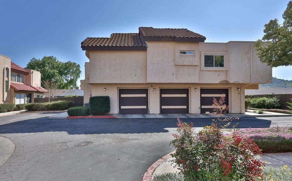 514 Jamacha Rd #28j, El Cajon, CA 92019