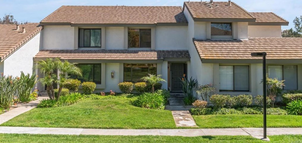 5378 Rim View Way, San Diego, CA 92124-1821