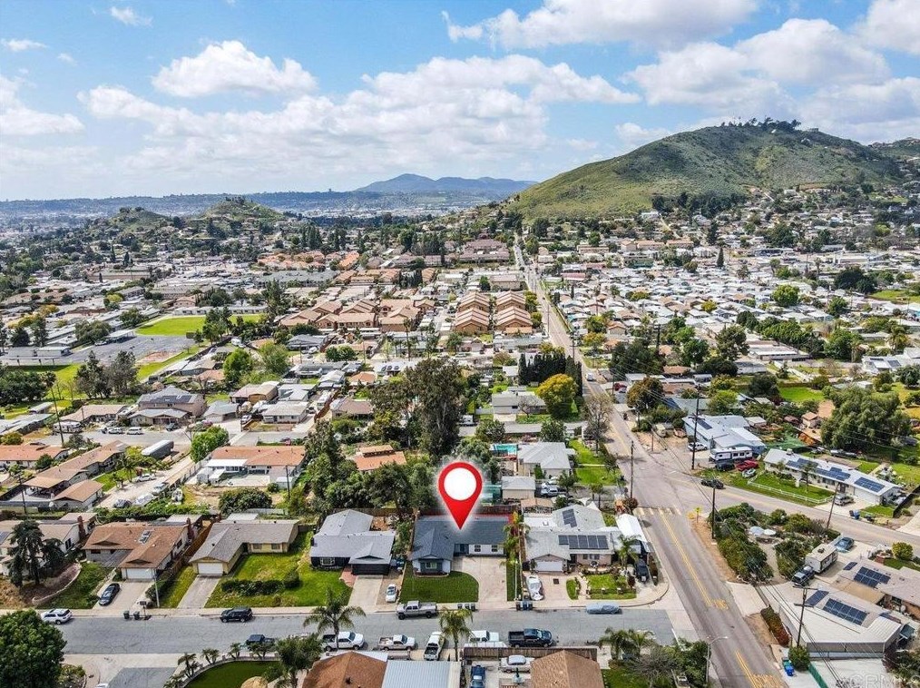 8054 Royal Gardens Pl, El Cajon, CA 92021