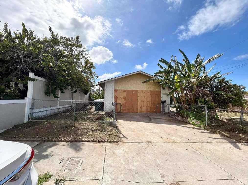 1348 E 6th St, National City, CA 91950