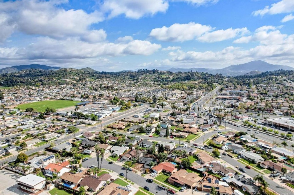 1482 Dumar Ave, El Cajon CA  92019-2523 exterior