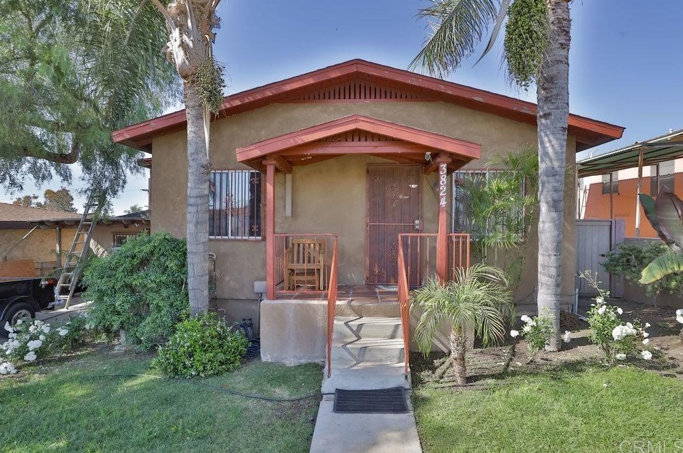 3824 Ocean View Blvd, San Diego, CA 92113-1737