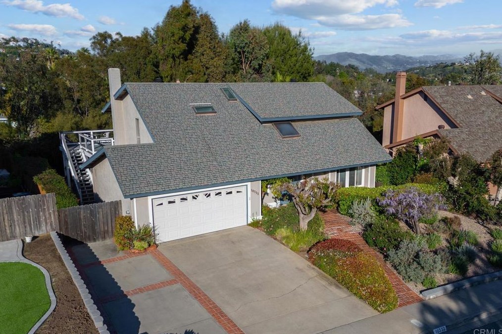 10332 Centinella Dr, La Mesa, CA 91941