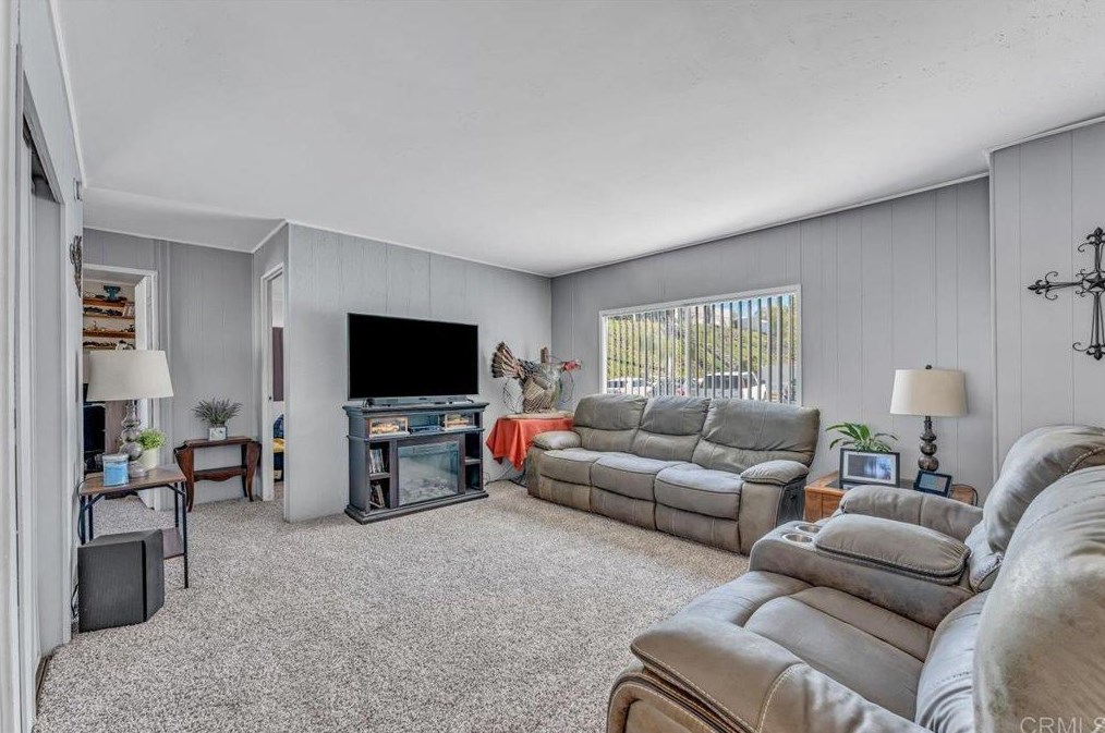 9395 Harritt Rd #253, Lakeside, CA 92040
