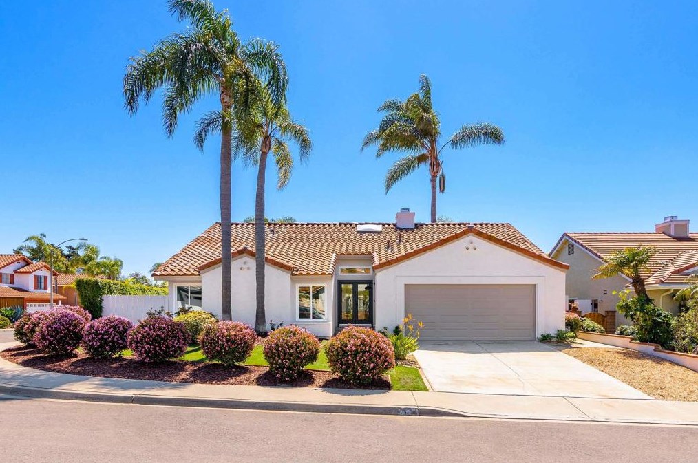 1621 Landquist Dr, Encinitas, CA 92024