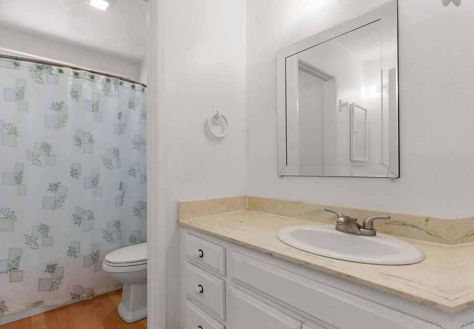 171 Camino Vista Real, Chula Vista CA  91910-6260 exterior
