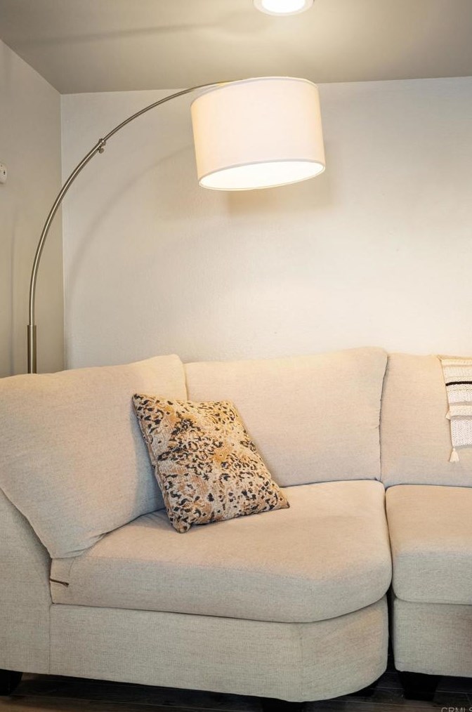 363 Rosecrans St, San Diego CA  92106-3527 exterior