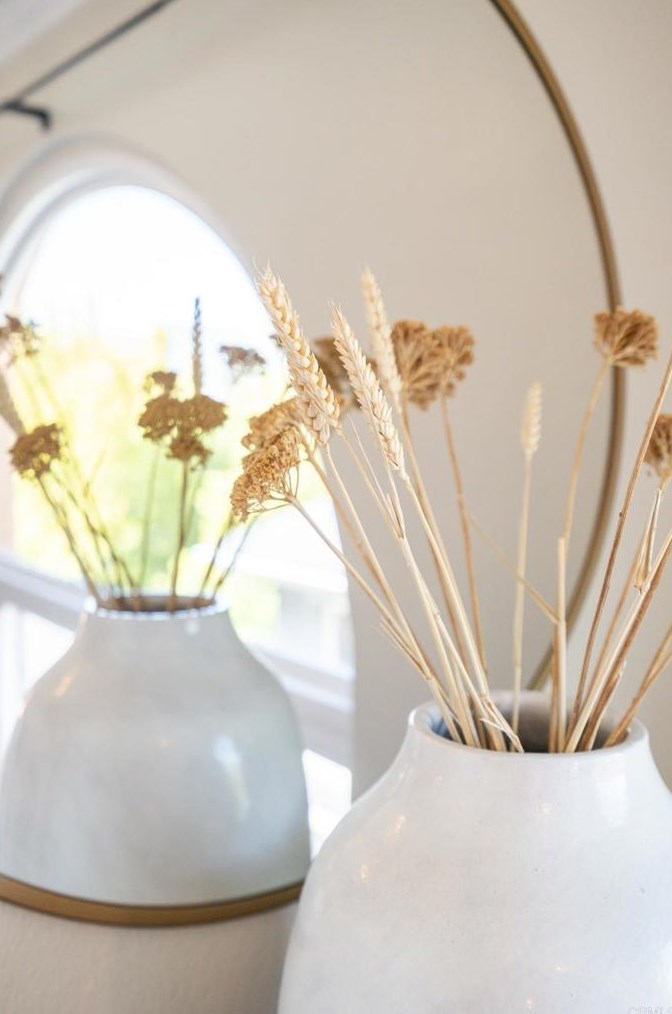 363 Rosecrans St, San Diego CA  92106-3527 exterior