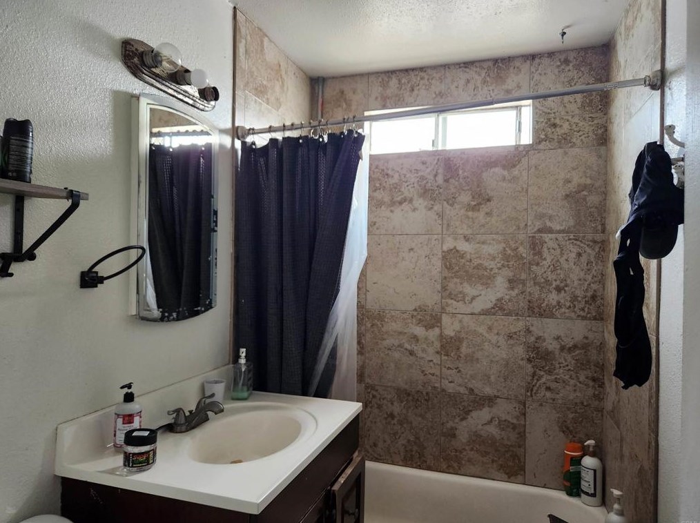 732 Madison Ave, Chula Vista CA  91910-8282 exterior