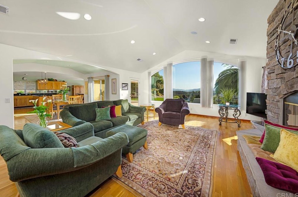 14836 Paleo Dr, Jamul, CA 91935-3432