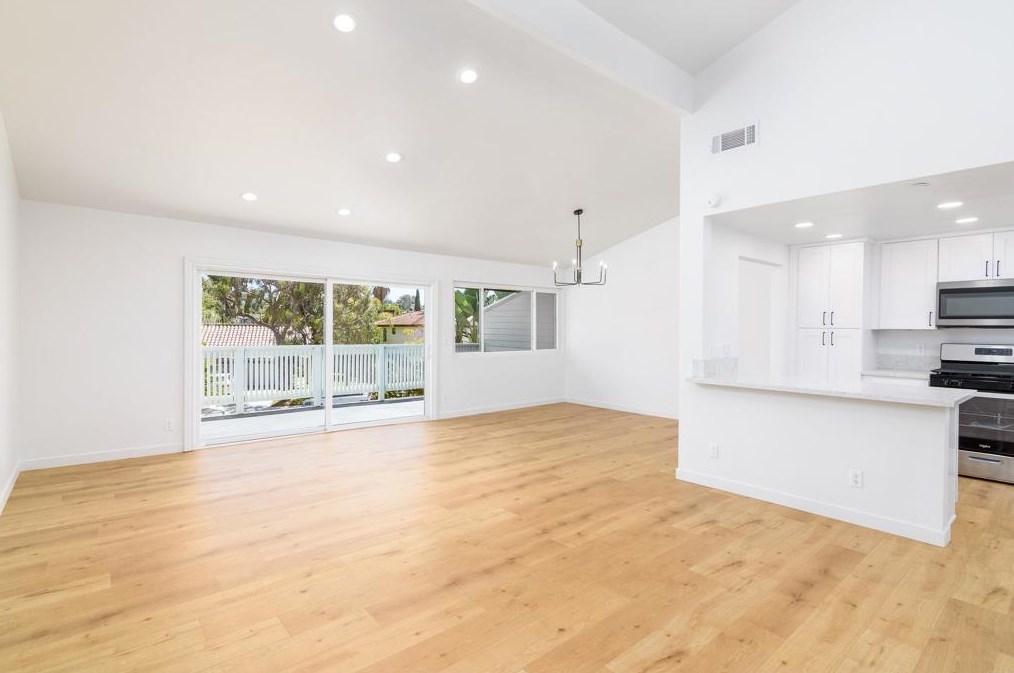 2840 Luciernaga St, Carlsbad, CA 92009