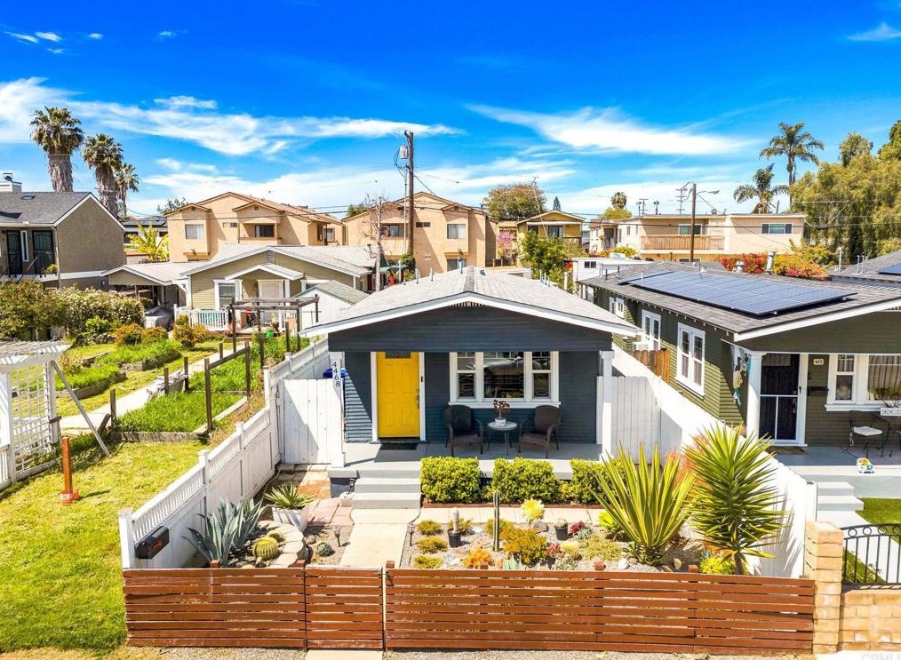4468 37th St, San Diego, CA 92116-4601