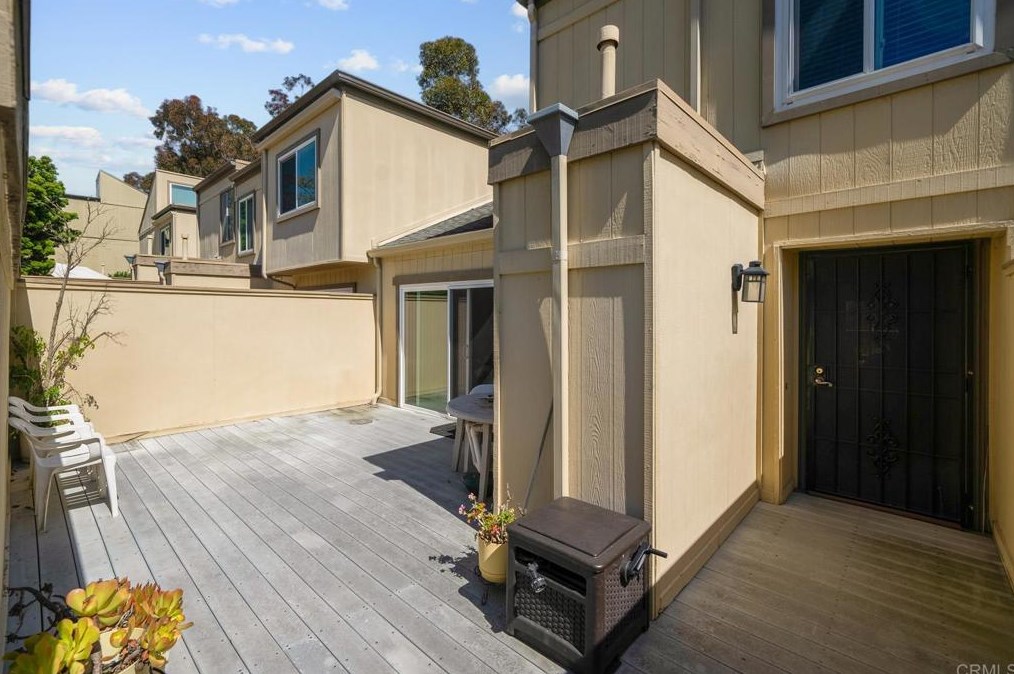 10473 Caminito Mayten, San Diego, CA 92131-1716