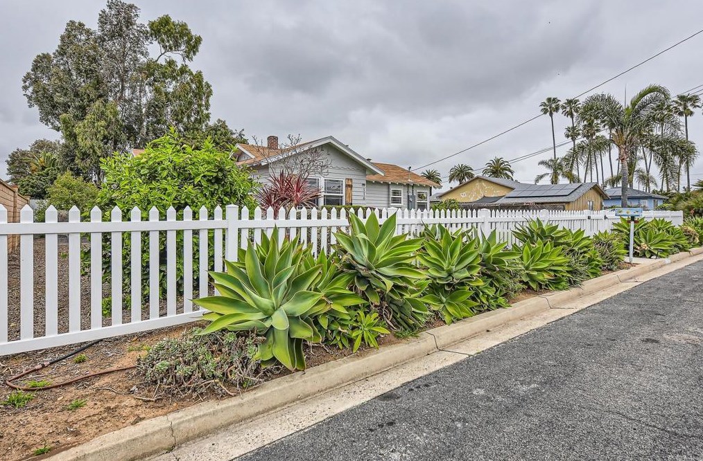 116 Ellery St, Oceanside, CA 92054