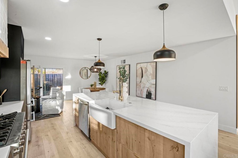 11303 Calle Jalapa, San Diego CA  92126-1215 exterior