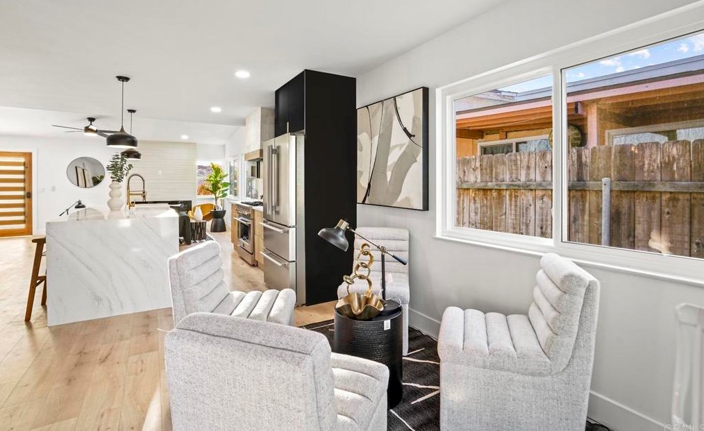 11303 Calle Jalapa, San Diego CA  92126-1215 exterior