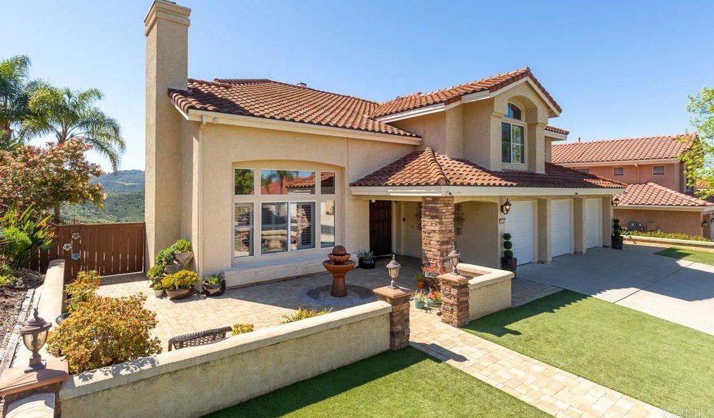 2434 Indigo Dr, El Cajon, CA 92019