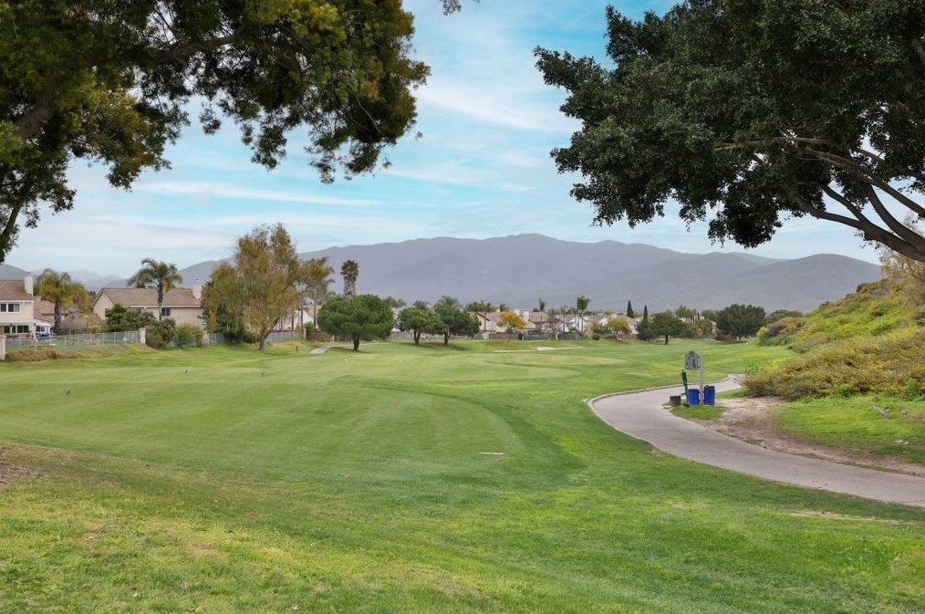 1252 Indian Creek Dr, Chula Vista CA  91915-2258 exterior