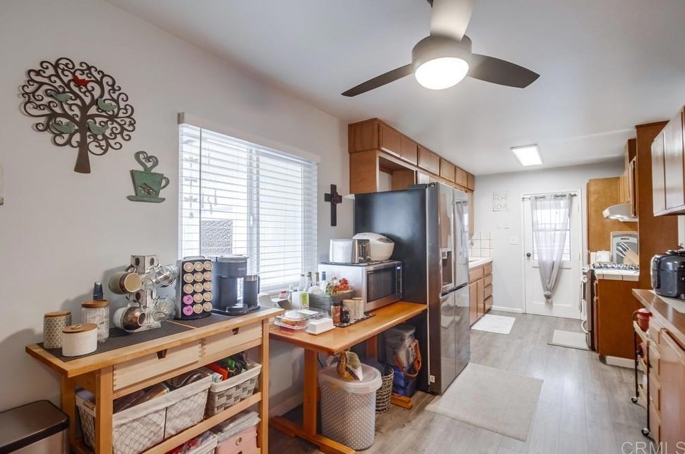 821 Date Ave, Chula Vista CA  91911-1111 exterior