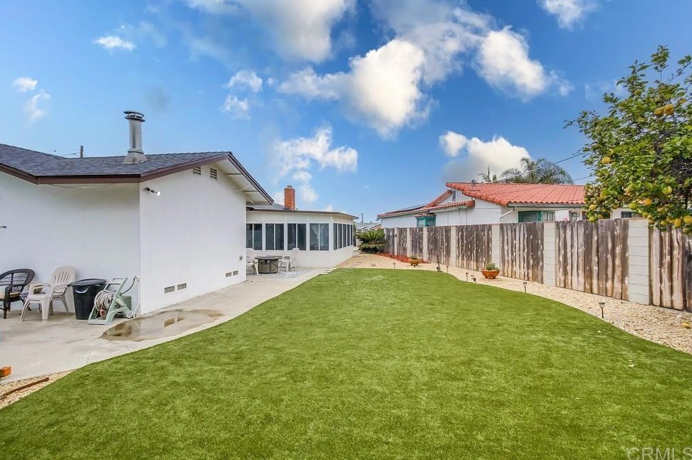 821 Date Ave, Chula Vista CA  91911-1111 exterior