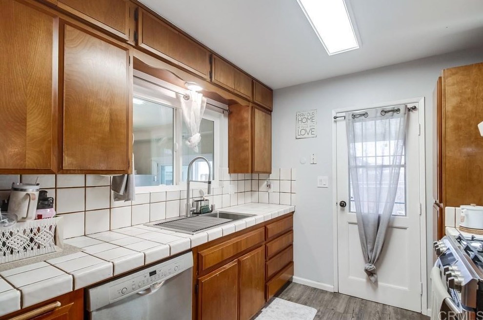 821 Date Ave, Chula Vista CA  91911-1111 exterior