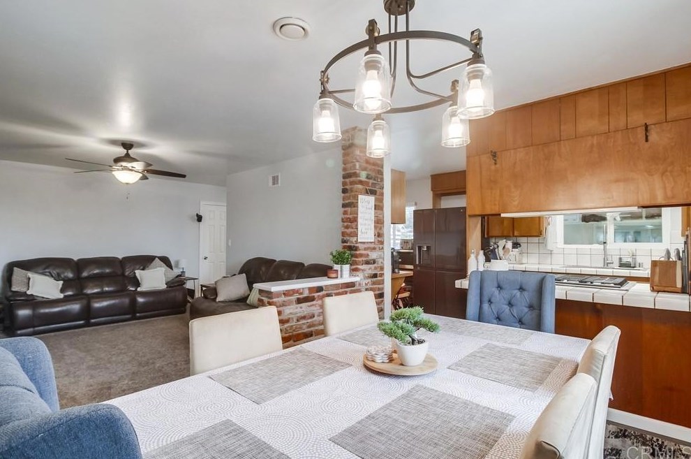 821 Date Ave, Chula Vista CA  91911-1111 exterior