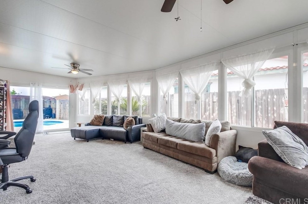 821 Date Ave, Chula Vista CA  91911-1111 exterior