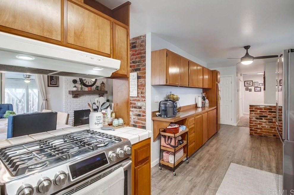 821 Date Ave, Chula Vista CA  91911-1111 exterior