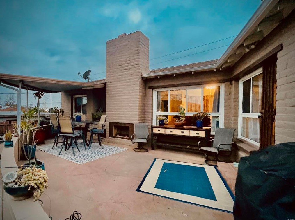 8460 Golden Ave, Lemon Grove, CA 91945