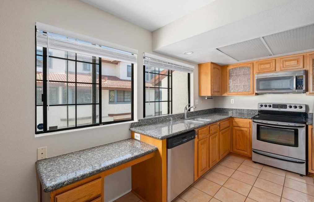 3446 Mission Mesa Way, San Diego CA  92120-1571 exterior