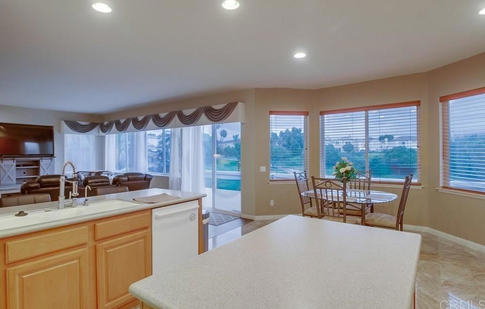 1129 Augusta Pl, Chula Vista CA  91915-1203 exterior